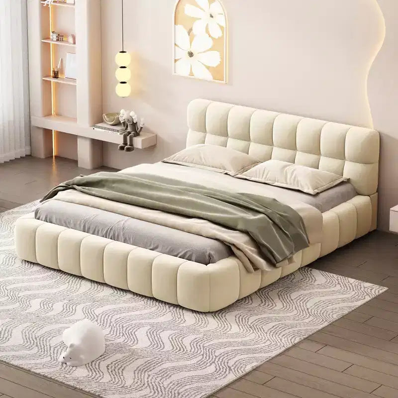 Letto a piattaforma imbottito queen size con testiera in tessuto di lino