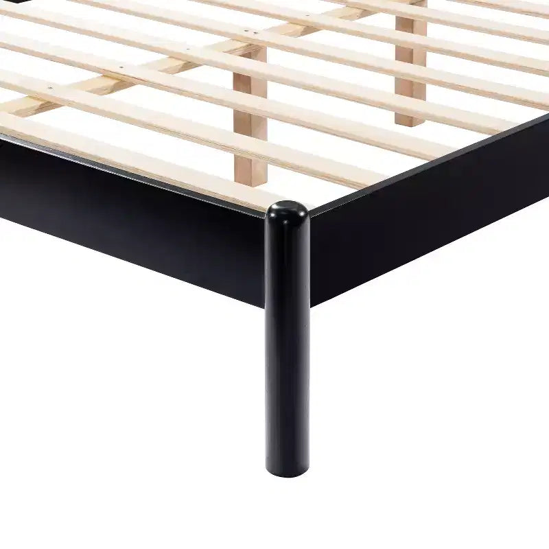 Letto a piattaforma matrimoniale/queen size con testiera imbottita, struttura nera e testiera grigia