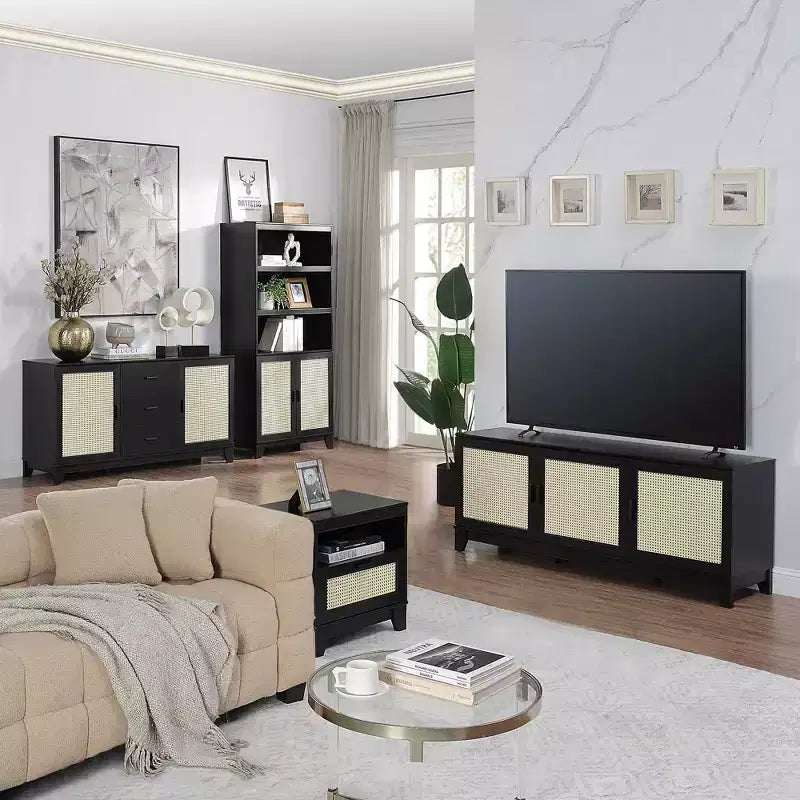 Comodino moderno in canna d'India con cassetto